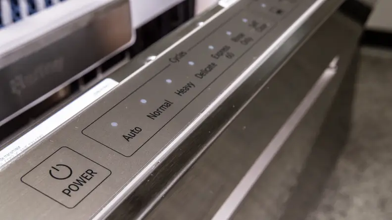 The controls of the Samsung DW80M9960US are touch sensitive and cover all the bases.