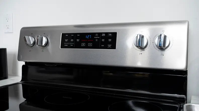 We found that the Whirlpool WFE535S0JZ electric range display wasn't super responsive to touch.