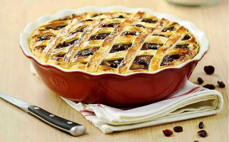 Emile Henry pie plate