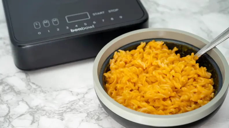 The Bonbowl comes with a lid that doubles as a strainer, which is useful.