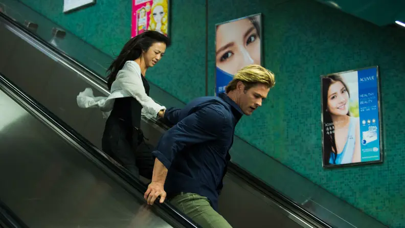 Chris Hemsworth and Tang Wei hunt a cyberterrorist in ‘Blackhat.’