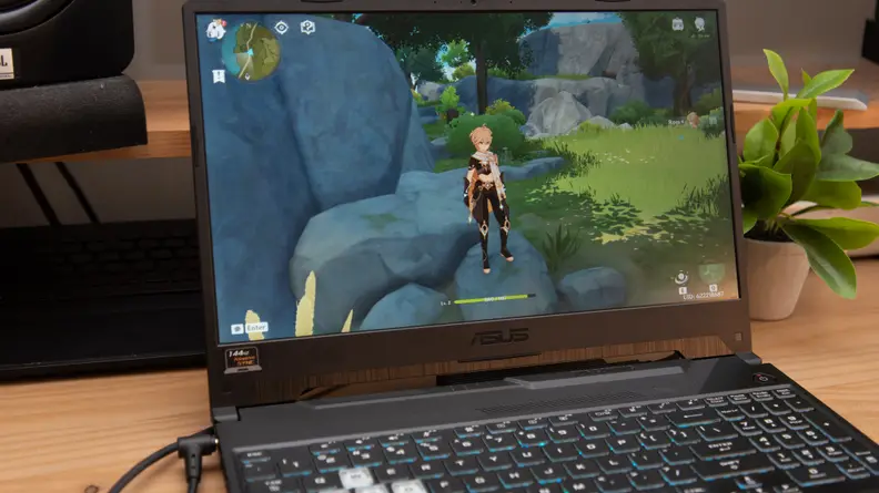 A head-on picture of the laptop's screen