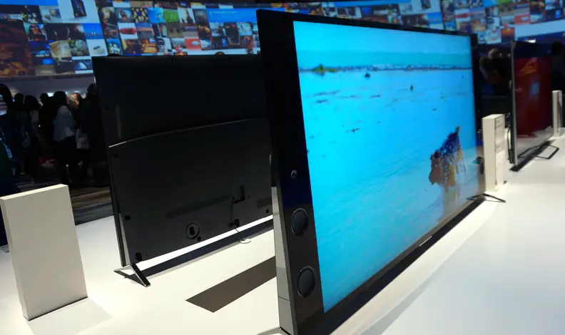 Sony XBR-75X940C Wedge design
