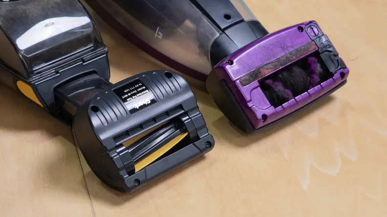 The brush heads of the Shark Ultracyclone CH951 and the Bissell Pet Hair Eraser