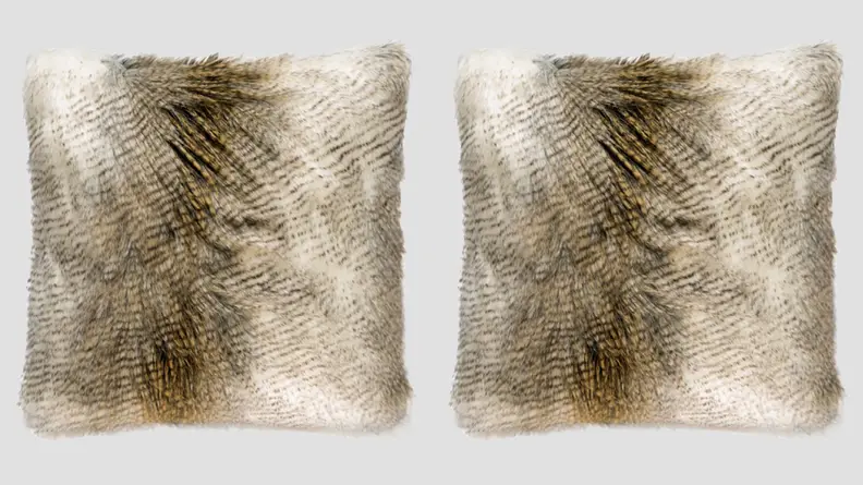 Fur pillow