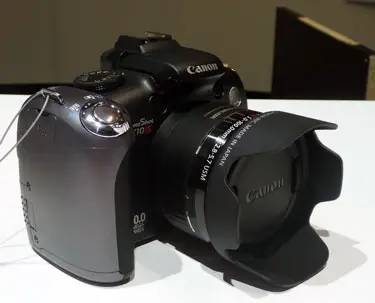 Canon PowerShot SX10 IS Digital Camera First Impressions Review