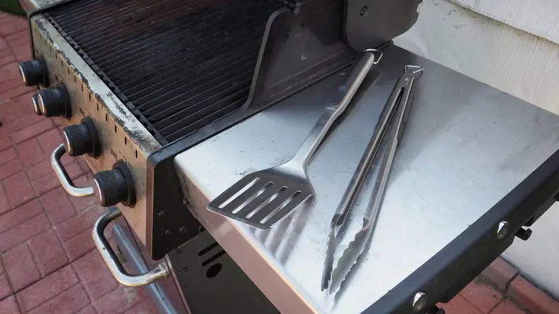 Best gifts for dad: OXO grilling tongs