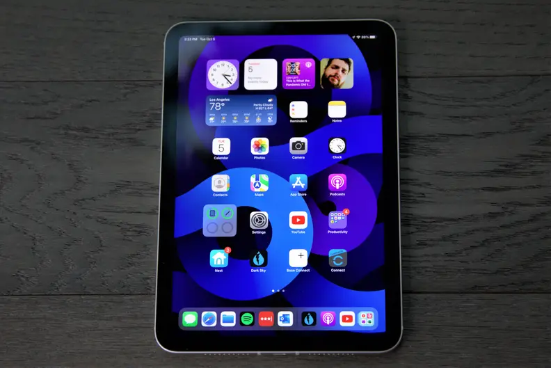 Apple's iPad Mini 6th-gen with the display on