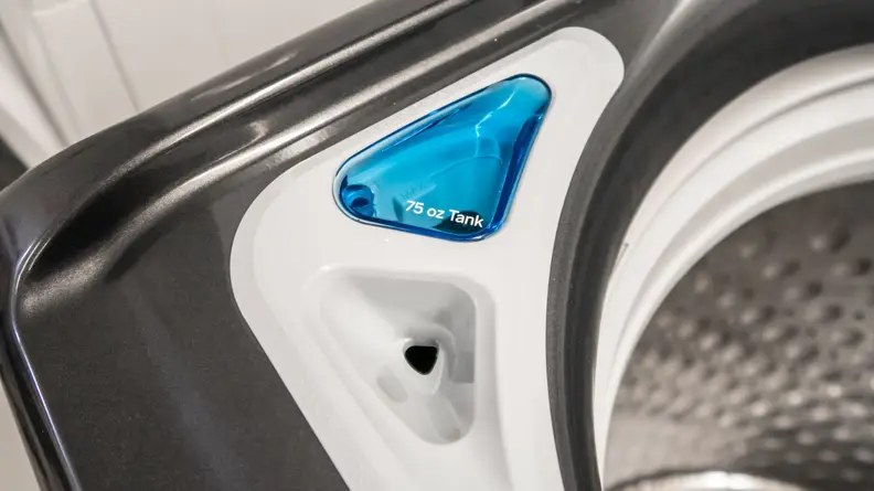 Laundry detergent and bleach entrance on the GE GTW840CPN.