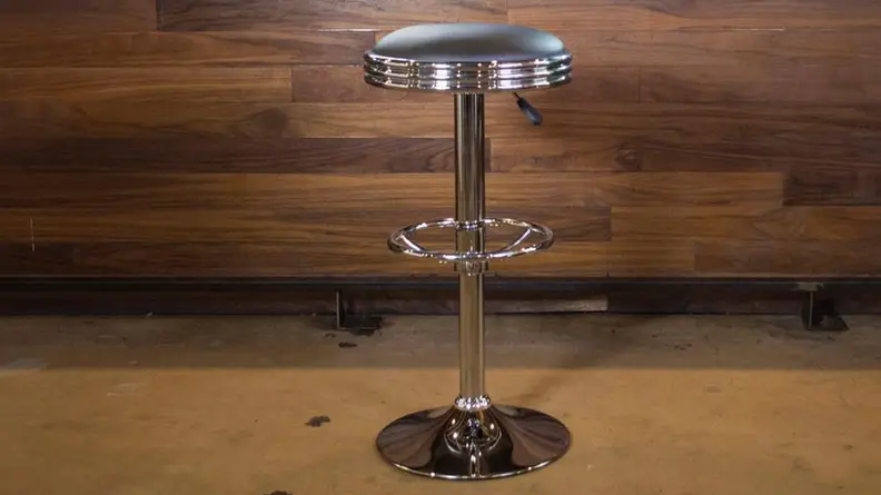Swivel stool