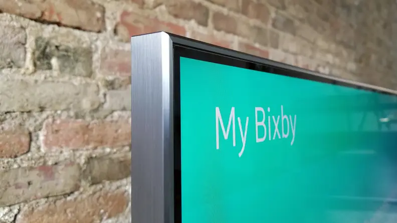 Samsung Q8 TV Bezel