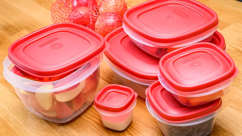 Rubbermaid Easy Find Lids Food Storage Containers