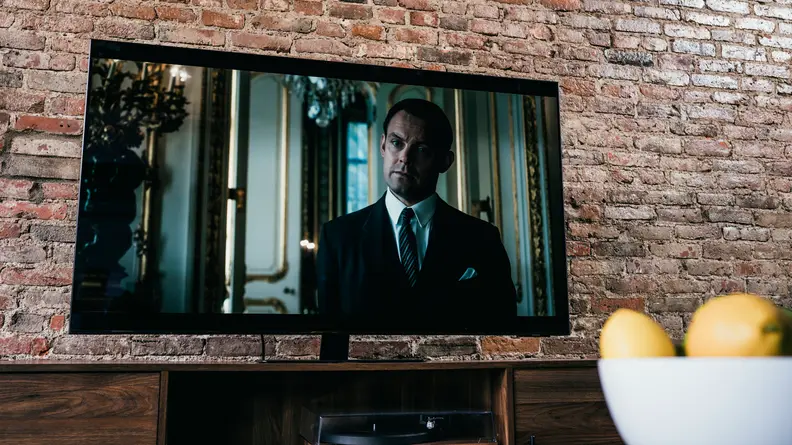 A darkly lit scene displayed on the Samsung QN85A