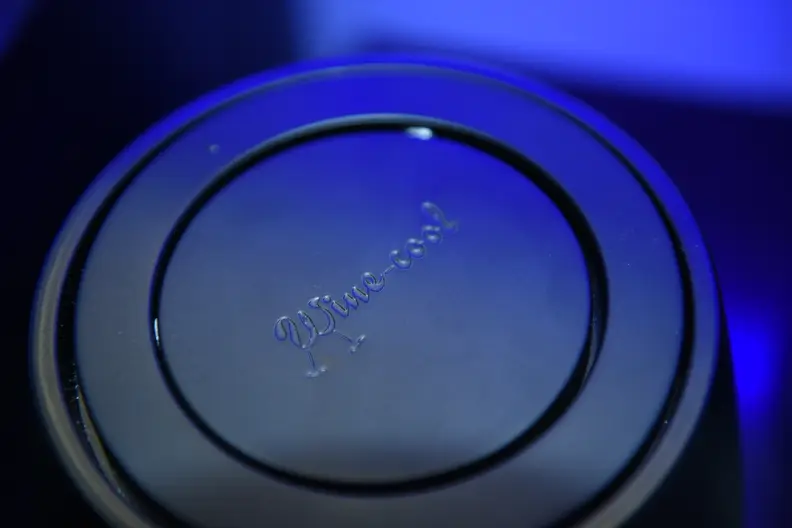 The ring around the top pops up to become a convenient handle.