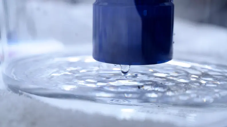 With the number of water contaminants on the rise, water filter pitchers can help you to improve the quality of your drinking water.