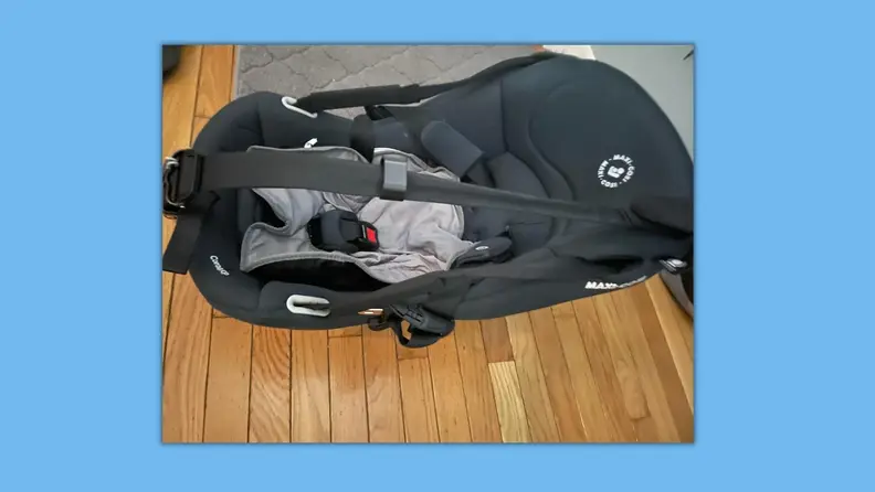 A side shot of the car seat.