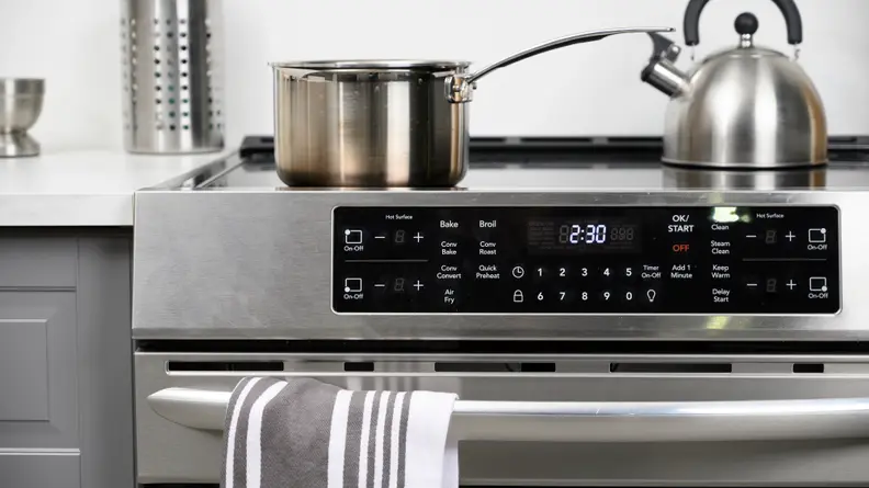 Frigidaire-FGIH3047VF Control Panel and Cooktop