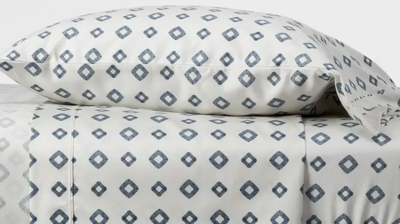 These cotton sheets come in several fun patterns.