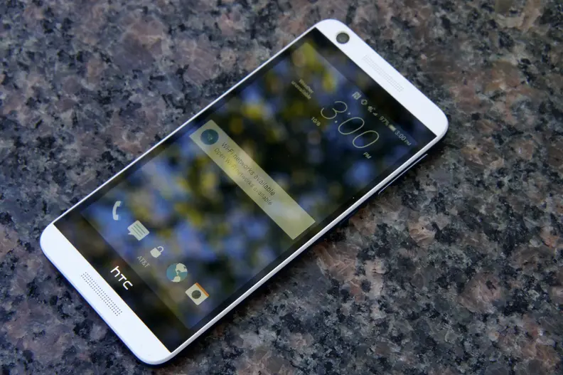 HTC Desire 626 front
