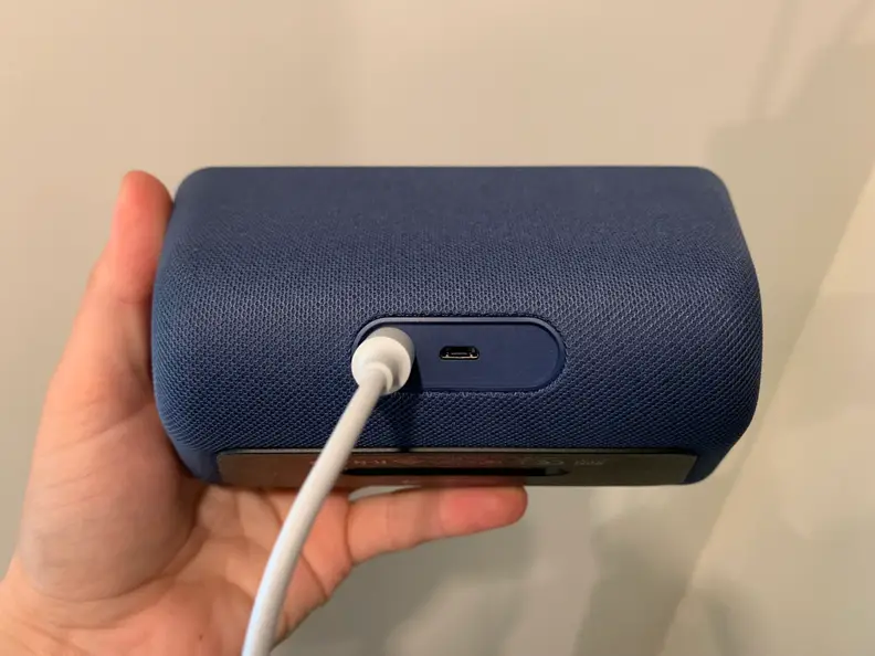 The backside of the second-gen Echo Show 5.