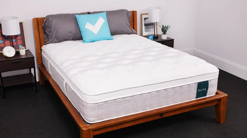 The Leesa Sapira Chill in a bedroom.
