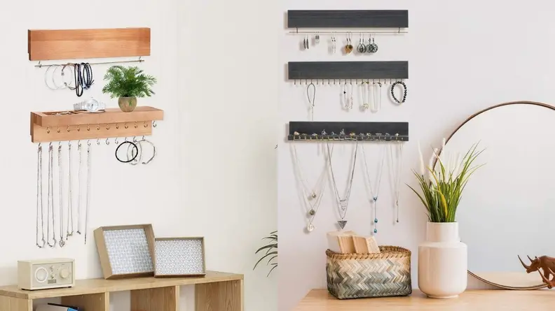 Y&Me jewelry hanger