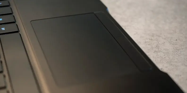 Razer Blade 2016 Trackpad