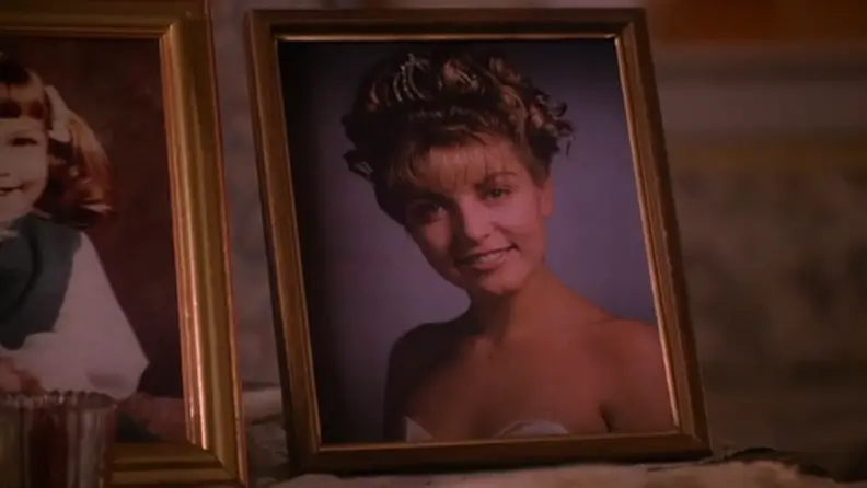 A framed picture of Laura Palmer from 