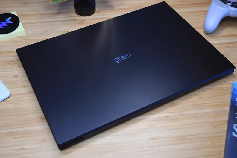 The LG Gram 17 Pro closed.