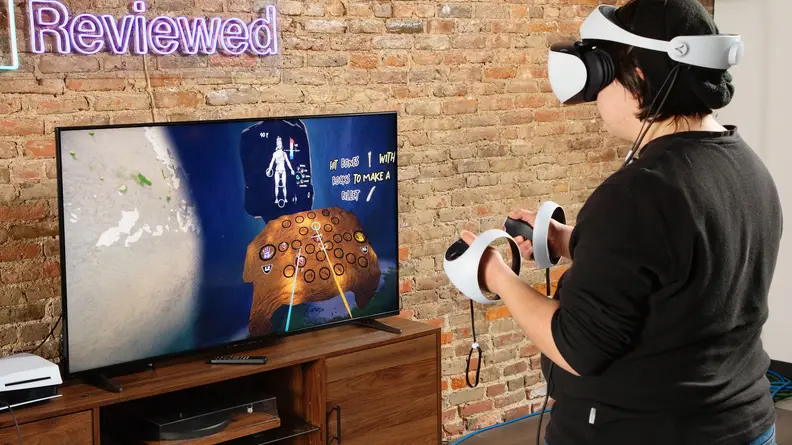 Looking at a person playing a VR game while it's on a television via the playstation vr2