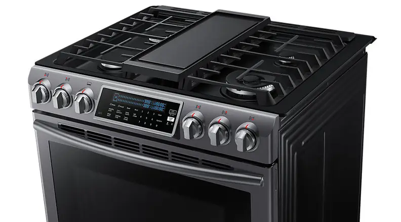 Best Gas Range: Samsung NX58K9500WG