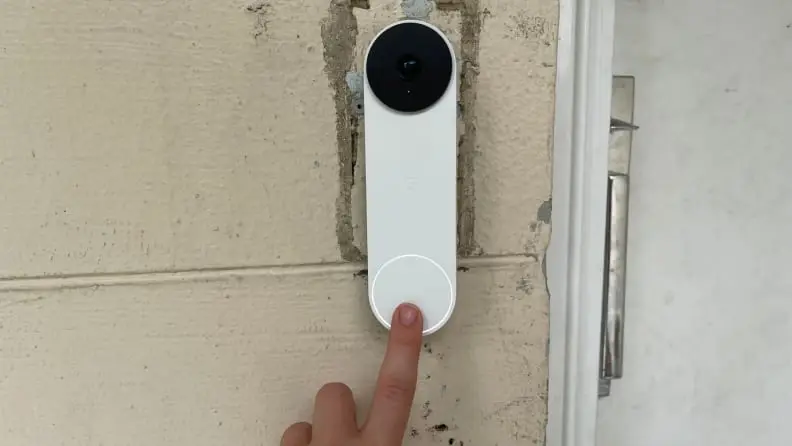Showing the features of the Nest Doorbell
