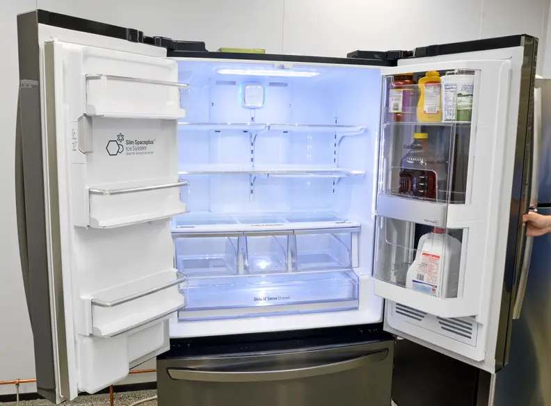 Given how spacious the fridge is on the inside, the window feels frustratingly small.