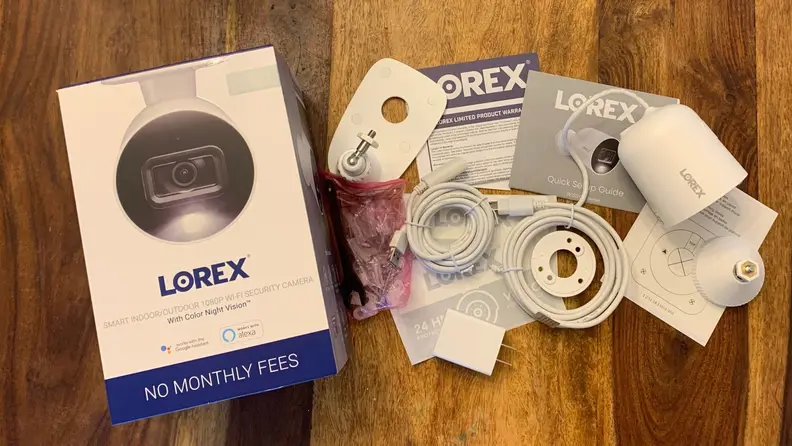 Lorex Indoor/Outdoor WiFi Security Camera unboxing