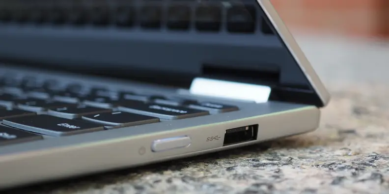Lenovo Yoga 720 USB-A