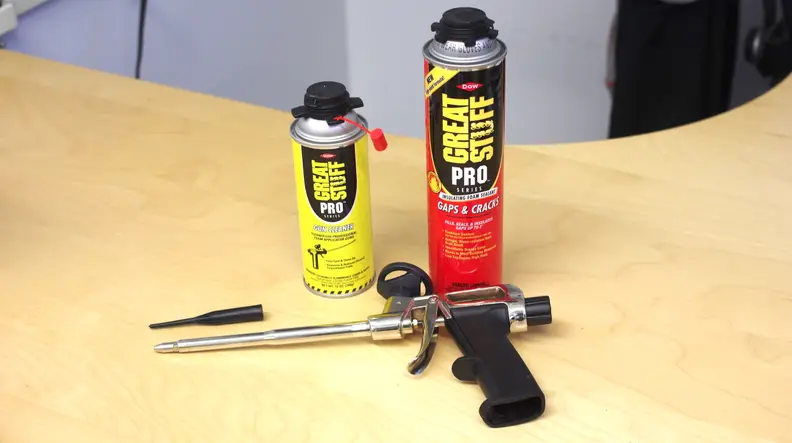 Great Stuff Pro Foam Insulating Kit