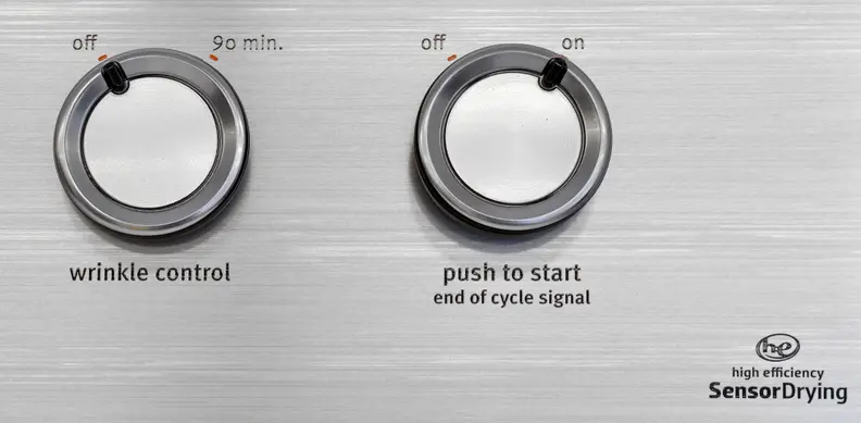 Wrinkle control is the only extra feature found on the Maytag Centennial MEDC415EW.