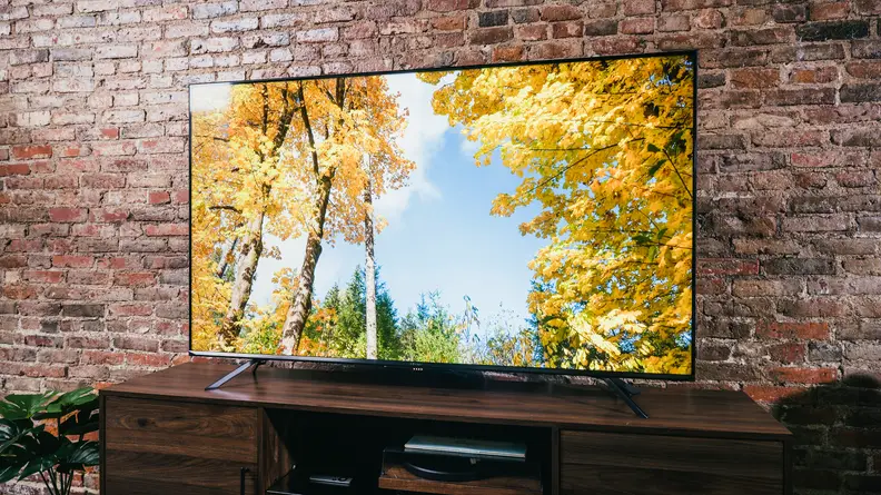 The Hisense U7G displaying 4K/HDR content in a living room setting