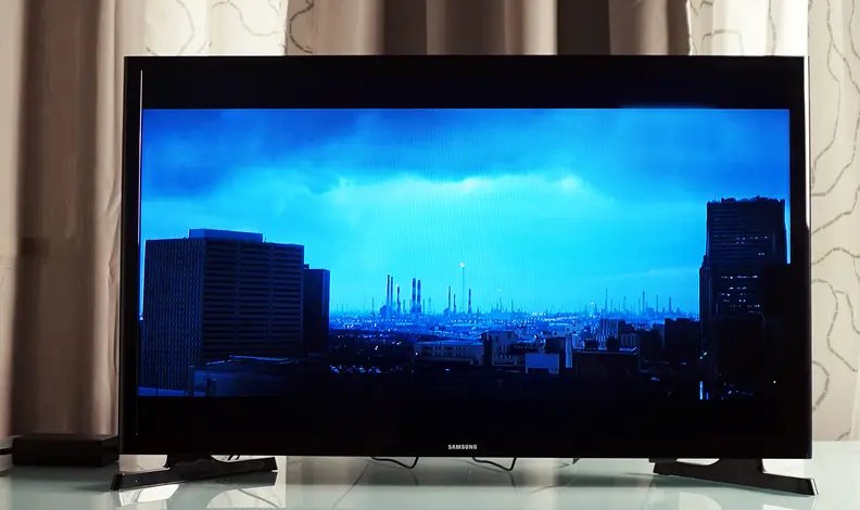 Samsung UN32J4000 LED TV Review - Reviewed