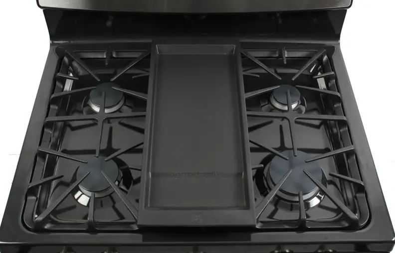While the maximum temps weren't up to snuff, the JGB697SEHSS's burners did well in our low temperature tests.