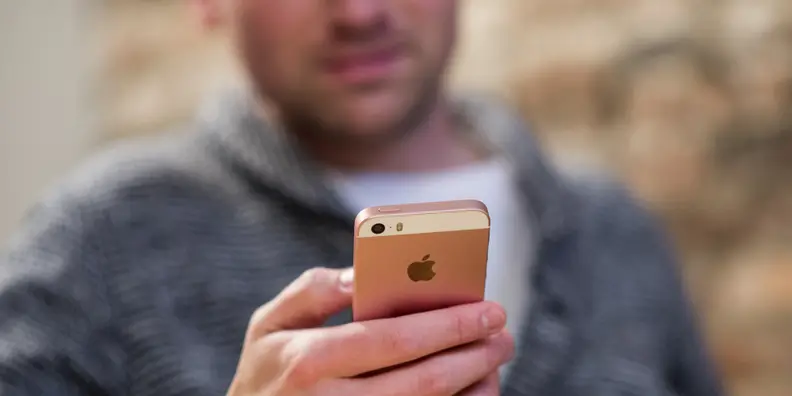 Apple iPhone SE In Use