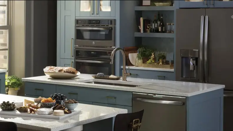 GE's signature matte finish, Slate, has a metallic look but one that is warmer than stainless steel.