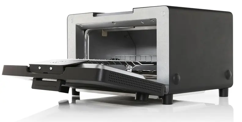 Balmuda toaster oven with open door