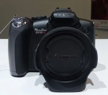Canon PowerShot SX10 IS Digital Camera First Impressions Review
