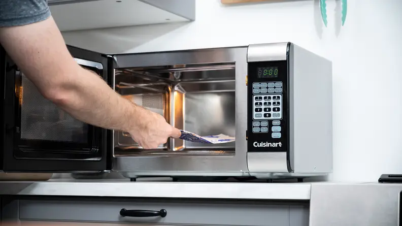 Cuisinart Microwave with Popcorn 2