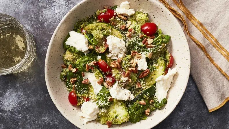 Plated's Quinoa, Zucchini, and Tomato Bowls with Spinach-Pecan Pesto.