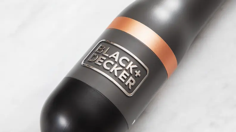Up close view of the Black & Decker Kitchen Wand in the colors black and copper.