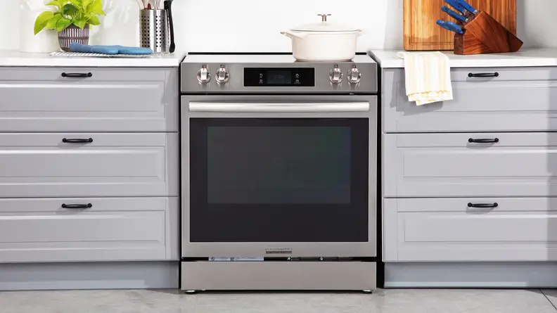 The Frigidaire Gallery stove in a kitchen.