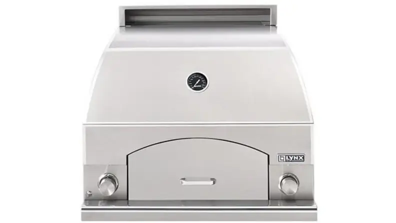 A Lynx Napoli outdoor pizza oven
