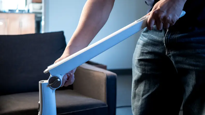 The handle folds down for easy storage.